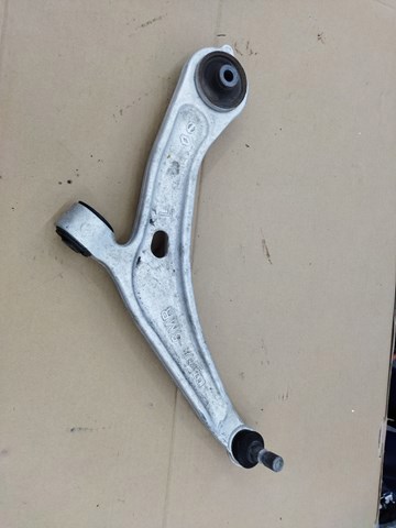 Рычаг передней подвески нижний левый 545015MP0A NISSAN