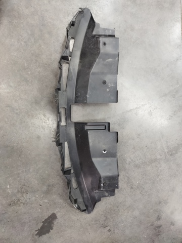 Накладка передней панели (суппорта радиатора) верхняя 623225MP0B NISSAN