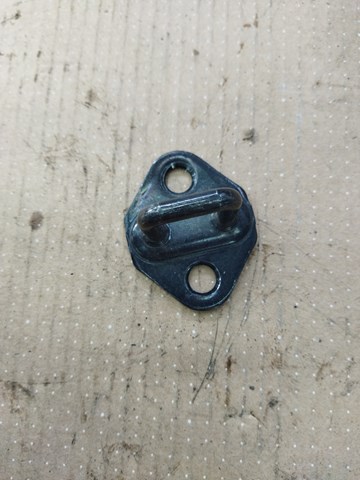 Упор двери задка 905708H30A NISSAN