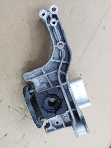 Кронштейн передней балки 9J1413357A PORSCHE