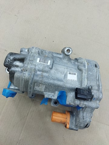 Компрессор хладагента A0008304404 MERCEDES