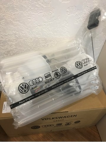 Насос погружной в баке 8K0919051AS VAG