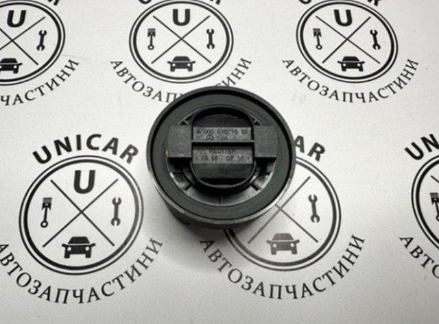 Крышка заливной горловины масла A000010168564 MERCEDES
