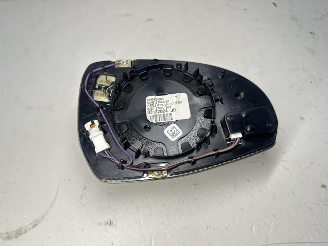 MERCEDES A0998105303 Зеркальный элемент зеркала заднего вида левого в наличии Украина