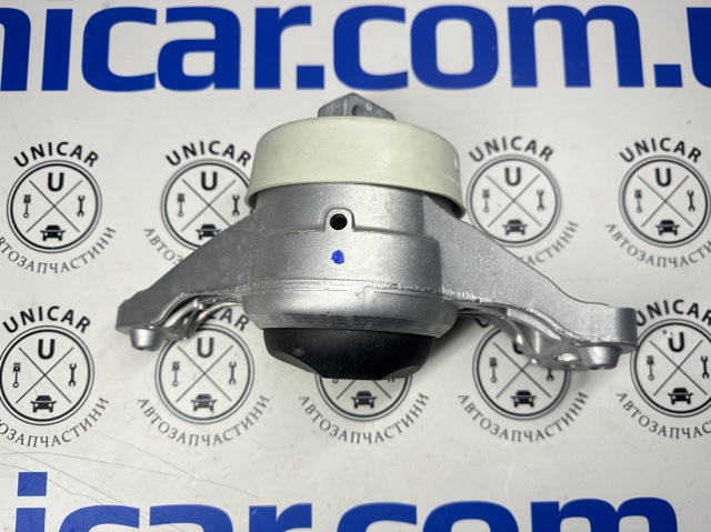 Левая подушка двигателя A2062404901 MERCEDES