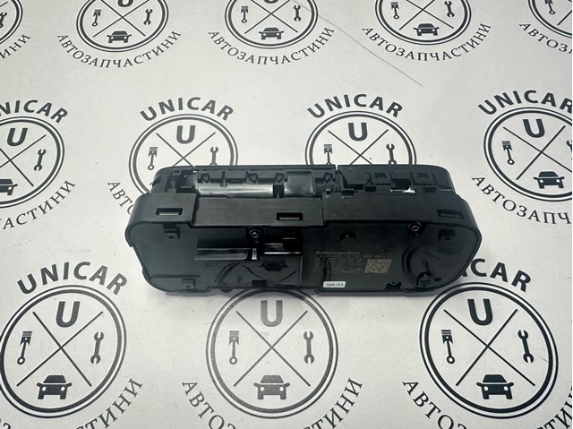 Кнопки переднего левого стеклоподъемника A22390010309051 MERCEDES