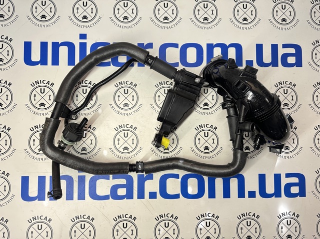Патрубок воздушный, вход в турбину (наддув) A2740905600 MERCEDES