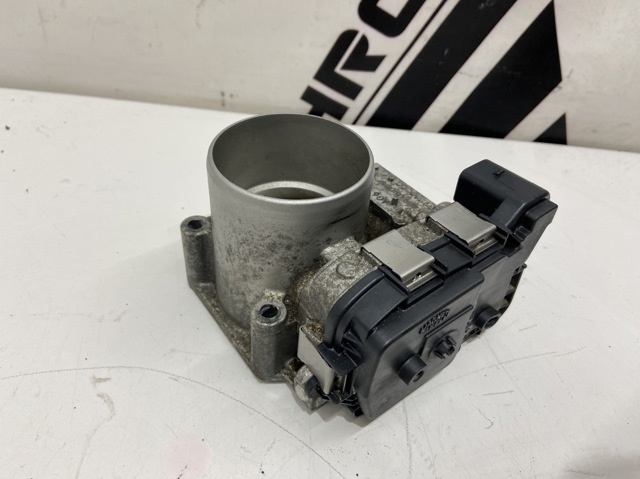 VAG 03F133062C Дроссельная заслонка в сборе в наличии Ровно