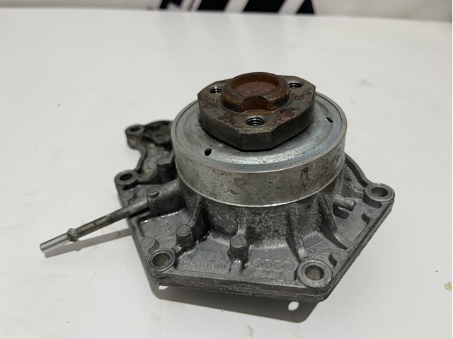 Водяной насос 06E121005D VAG