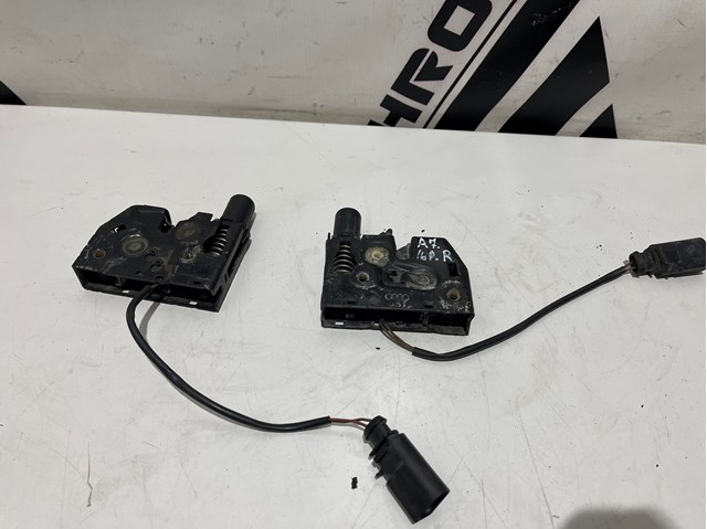 VAG 4G0823509C Замок капота в наличии Львов