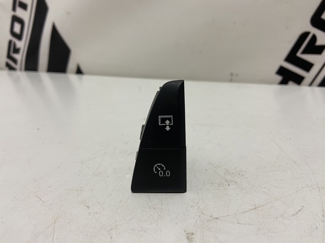 Кнопка сброса суточного пробега 4G1927227 VAG