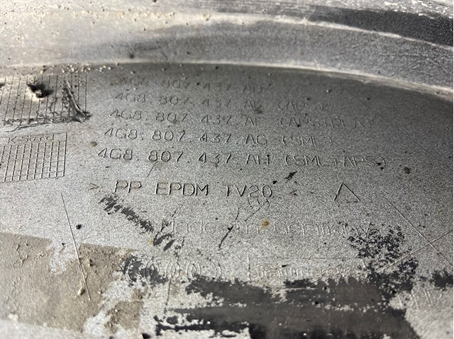 VAG 4G8807437 Бампер передний в наличии Чернигов
