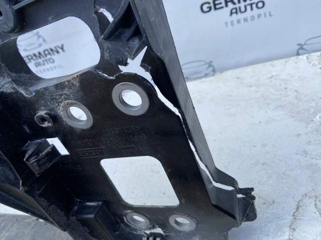 4L0805594A VAG Рамка радиатора купить в Каменское