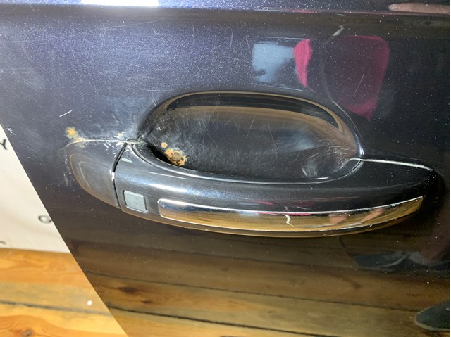 4L0831052 VAG Дверь передняя правая купить в Сумы