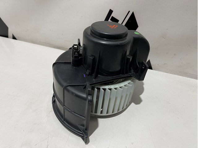 4L1820021A VAG Вентилятор печки купить в Черновцы