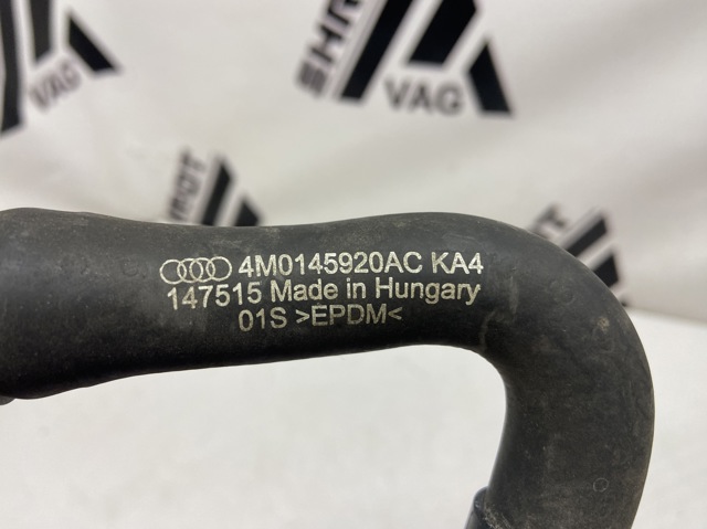 VAG 4M0145920AC Шланг (патрубок) системы охлаждения в наличии Тернополь