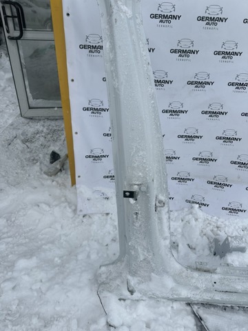 4M0809848A VAG Порог внешний правый купить в Чернигов
