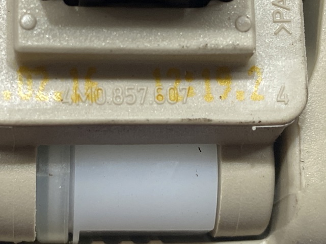 VAG 4M0857608 в наличии Харьков