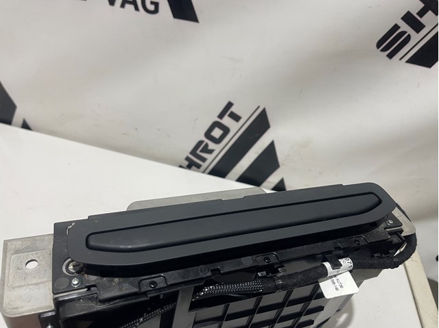 VAG 4M0919605 в наличии Павлоград