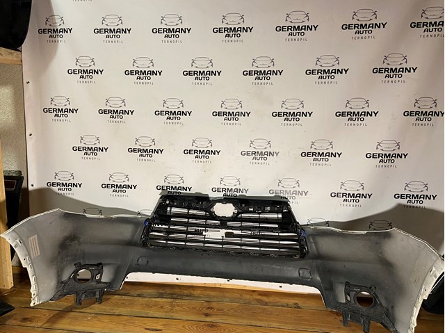 TOYOTA 531010E170 Решетка радиатора в наличии Запорожье