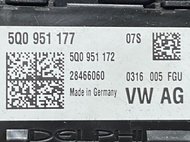 VAG 5Q0951177 Датчик движения в салоне в наличии Каменское