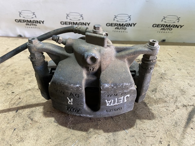VAG 5QM615124 Суппорт тормозной передний правый в наличии Павлоград