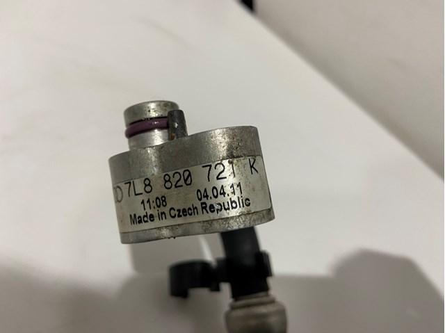 7L8820721K VAG Шланг кондиционера, от компрессора к радиатору купить в Винница