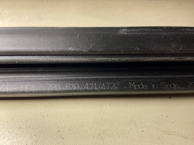 VAG 7P0839472C в наличии Львов