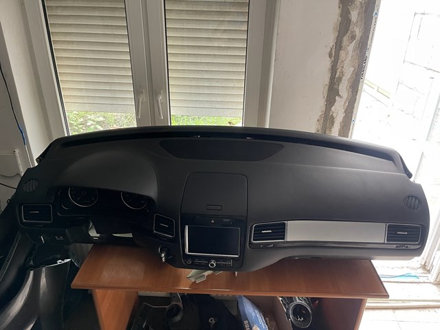 Передняя панель 7P1857003GHR2 VAG