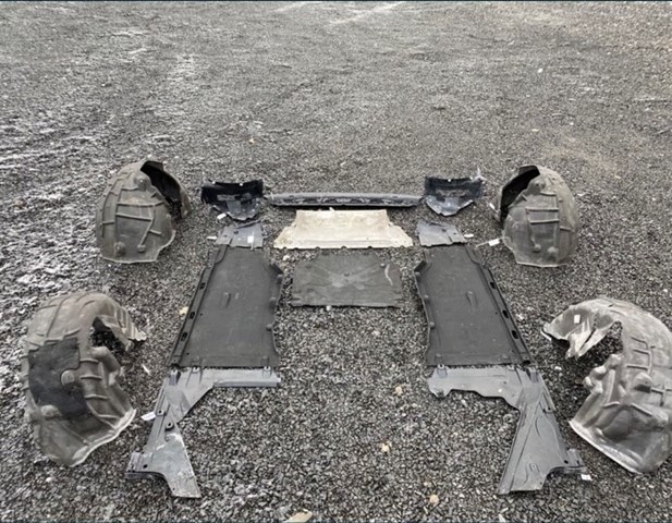 Защита моторного отсека 80B863822D VAG