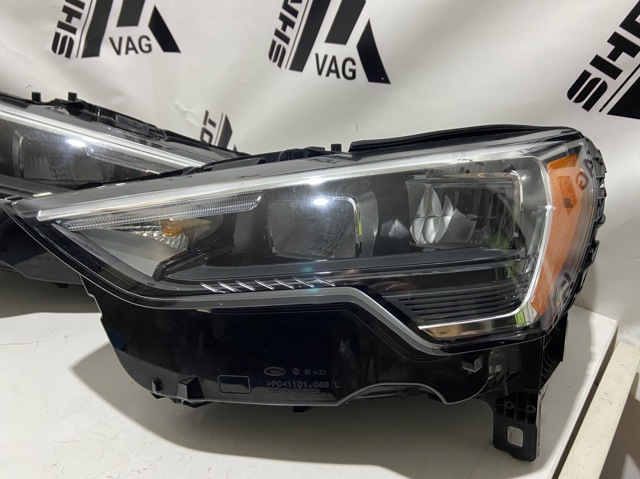 83A941011B VAG Левая фара купить в Черкассы