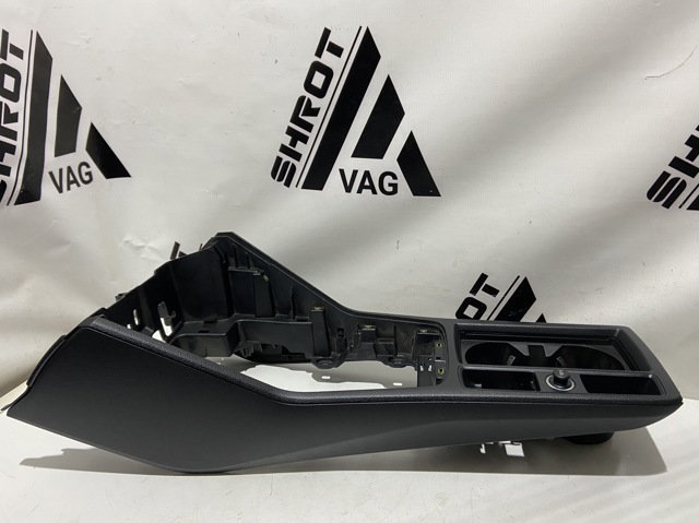VAG 83B863242 в наличии Ровно