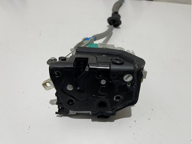 VAG 8K0839016G Замок двери задней правой в наличии Сумы