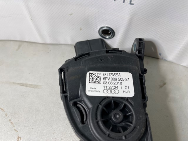 PORSCHE 8K1723523A Педаль газа в наличии Львов