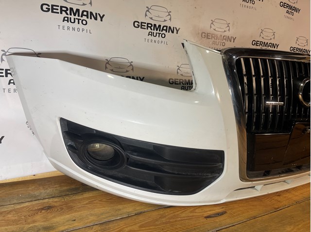 VAG 8R0807065A Бампер передний в наличии Киев