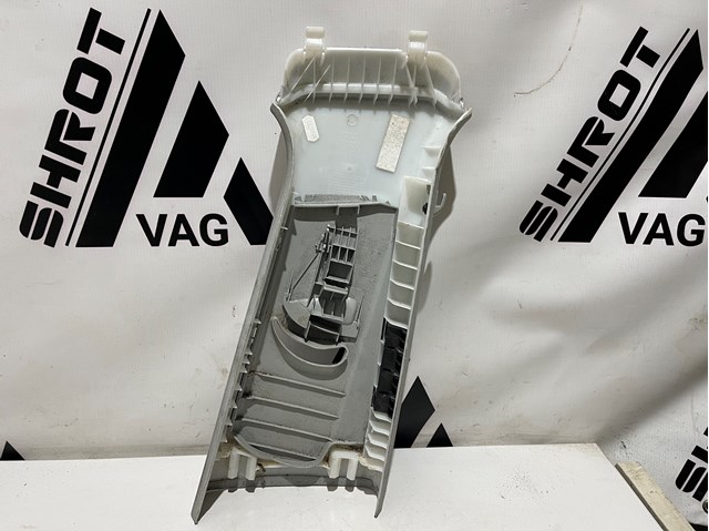 8R0867243F VAG купить в Черновцы