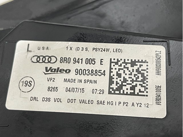 VAG 8R0941005E Левая фара в наличии Павлоград