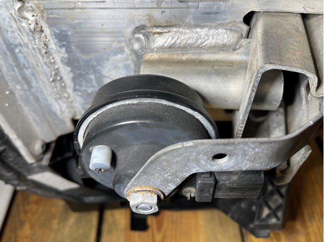 8T0951221 VAG Сигнал звуковой (клаксон) купить в Каменское