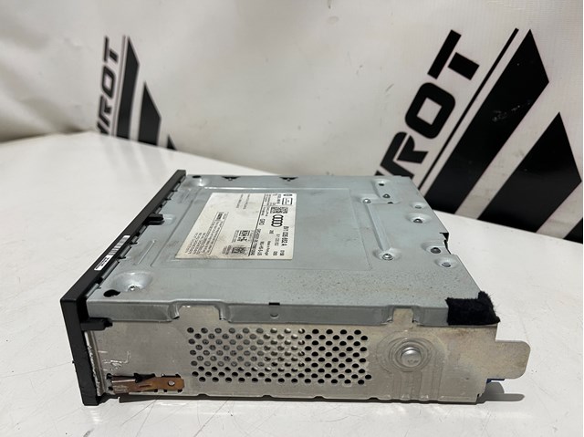8V1035652 купить Ужгород