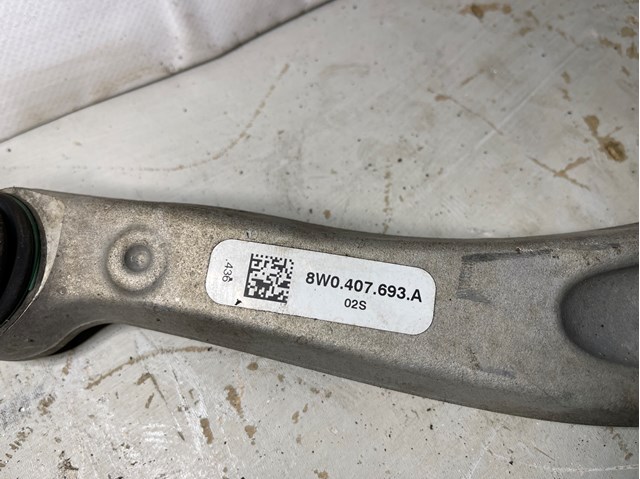 VAG 8W0407695A Рычаг передней подвески нижний левый в наличии Одесса
