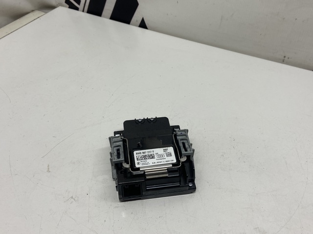 Камера заднего вида 8W0907217F VAG