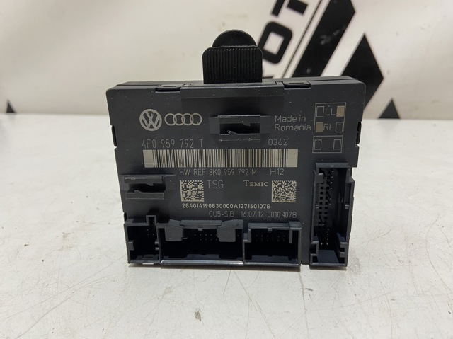Блок комфорта передней двери 8W0959593H VAG