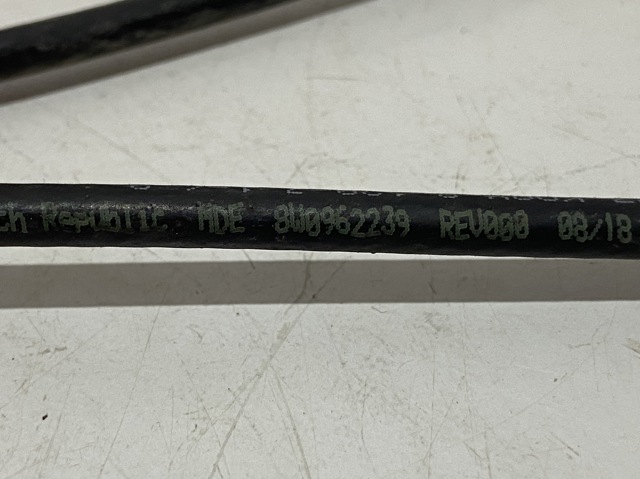 VAG 8W0962239 в наличии Каменское