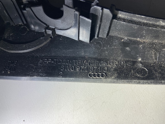 VAG 8W0971871J в наличии Тернополь
