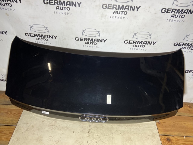 Крышка багажника 8W5827025J VAG