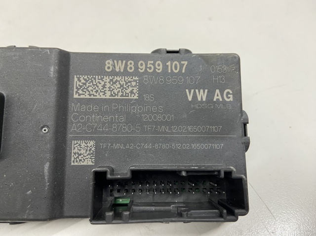 8W8959107 VAG Модуль управления (ЭБУ) открытия крышки багажника (двери 3/5-й задней) купить в Павлоград