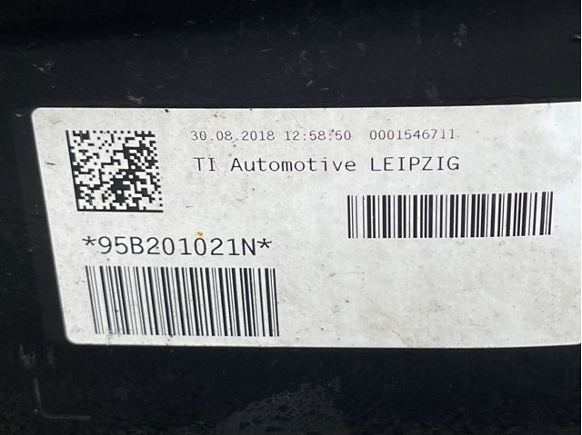 95B201021 Бензобак купить Харьков