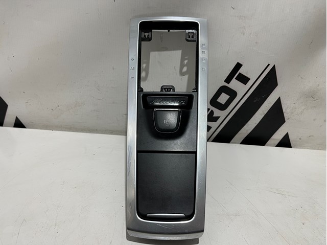 Облицовка рычага переключения передач АКПП 95B863419 PORSCHE