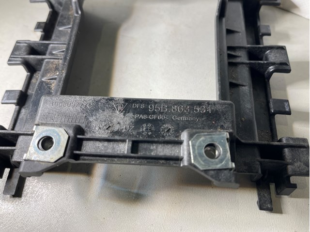 95B863531 PORSCHE купить в Черновцы