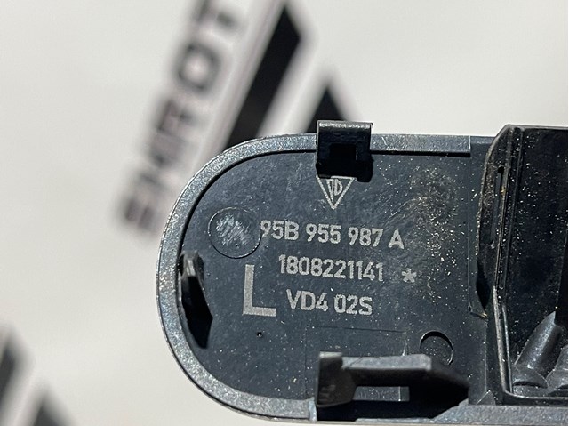 PORSCHE 95B955987A в наличии Хмельницкий